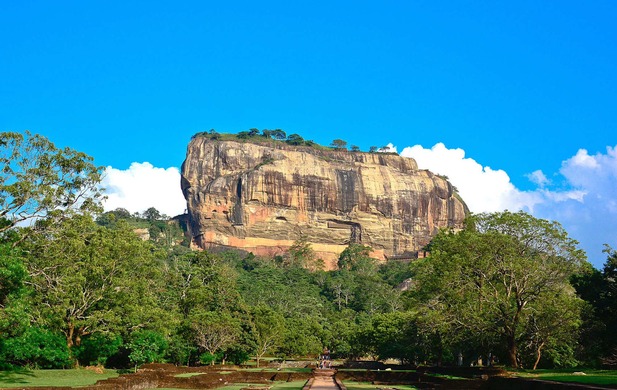 Sigirya Rock Fortress, discover sri lanka