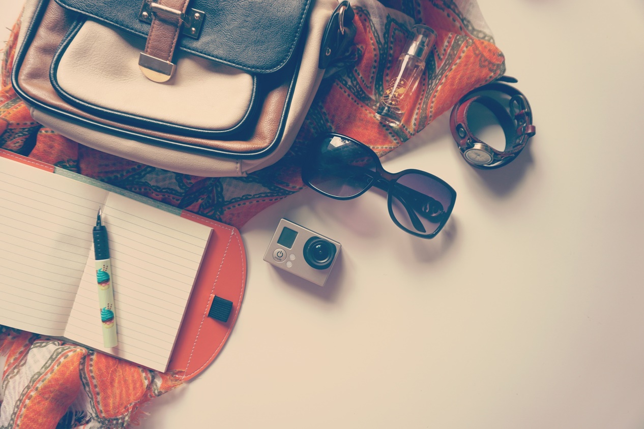 Image Source: pexels.com, how to pack light