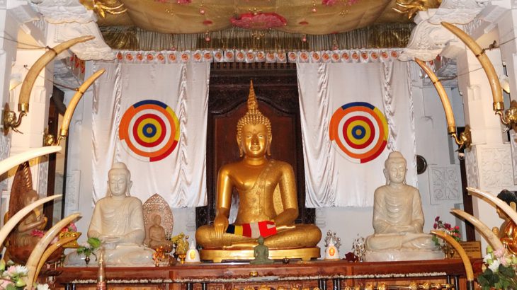 Temple of the Tooth, Kandy, tour Sri Lanka