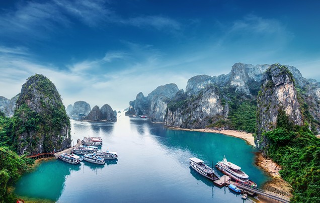 DAYS 13-14: Cruise Halong Bay