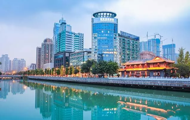 DAY 1: ARRIVE CHENGDU