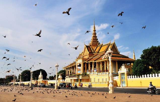 Day 15: Disembark In Phnom Penh