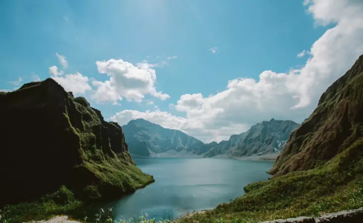 Hike Mt Pinatubo