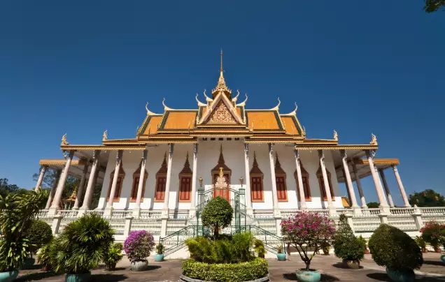 DAY 2: PHNOM PENH