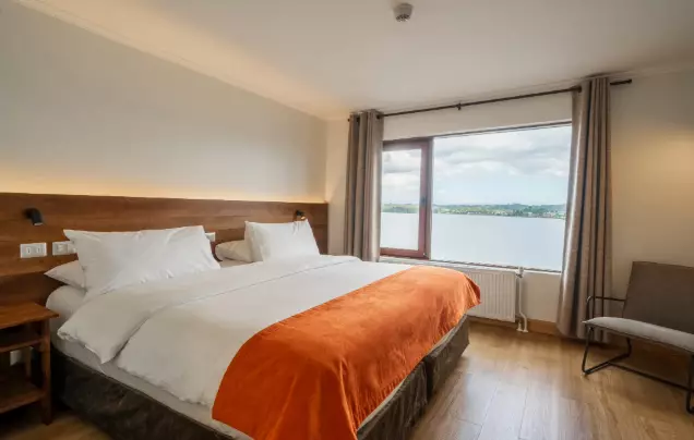 Cabanas del Lago Hotel