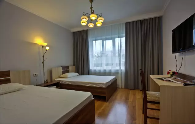 Green Yard Hotel