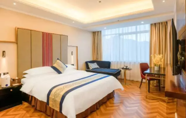 Metropolo Hotels
