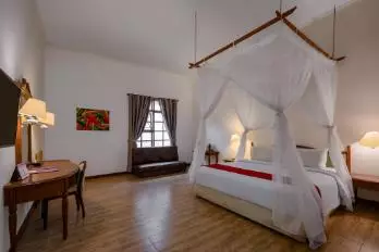 Berastagi Sinabung Hills Hotel