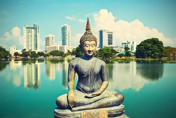 Day 1: Arrive Colombo