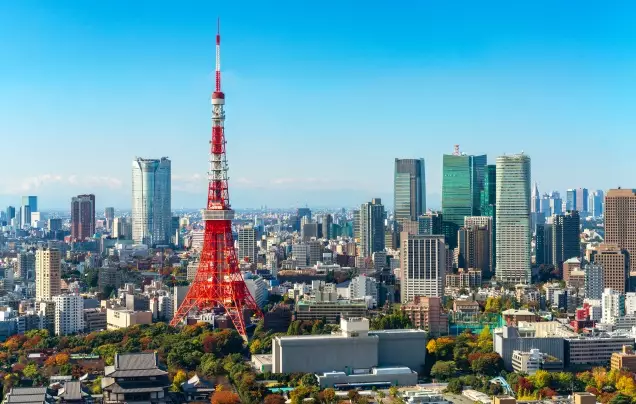 Days 1-2: Fly to Tokyo