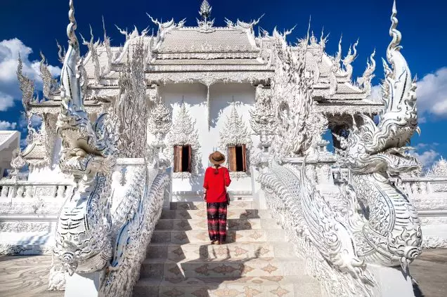 Day 8: The White Temple & Hmong Hilltribe Lodge
