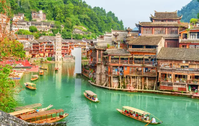 Day 7: Cruise the Tuojiang River