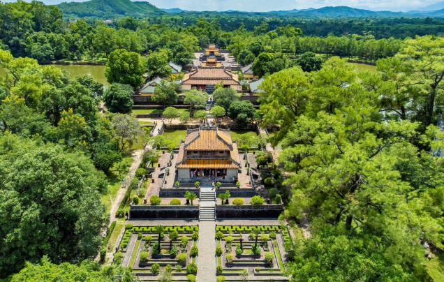 Day 7: Cruise – Hue/Danang