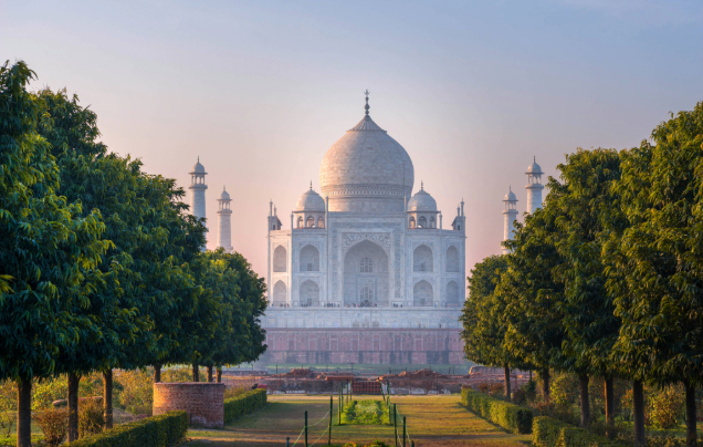 Day 3: Train to Agra