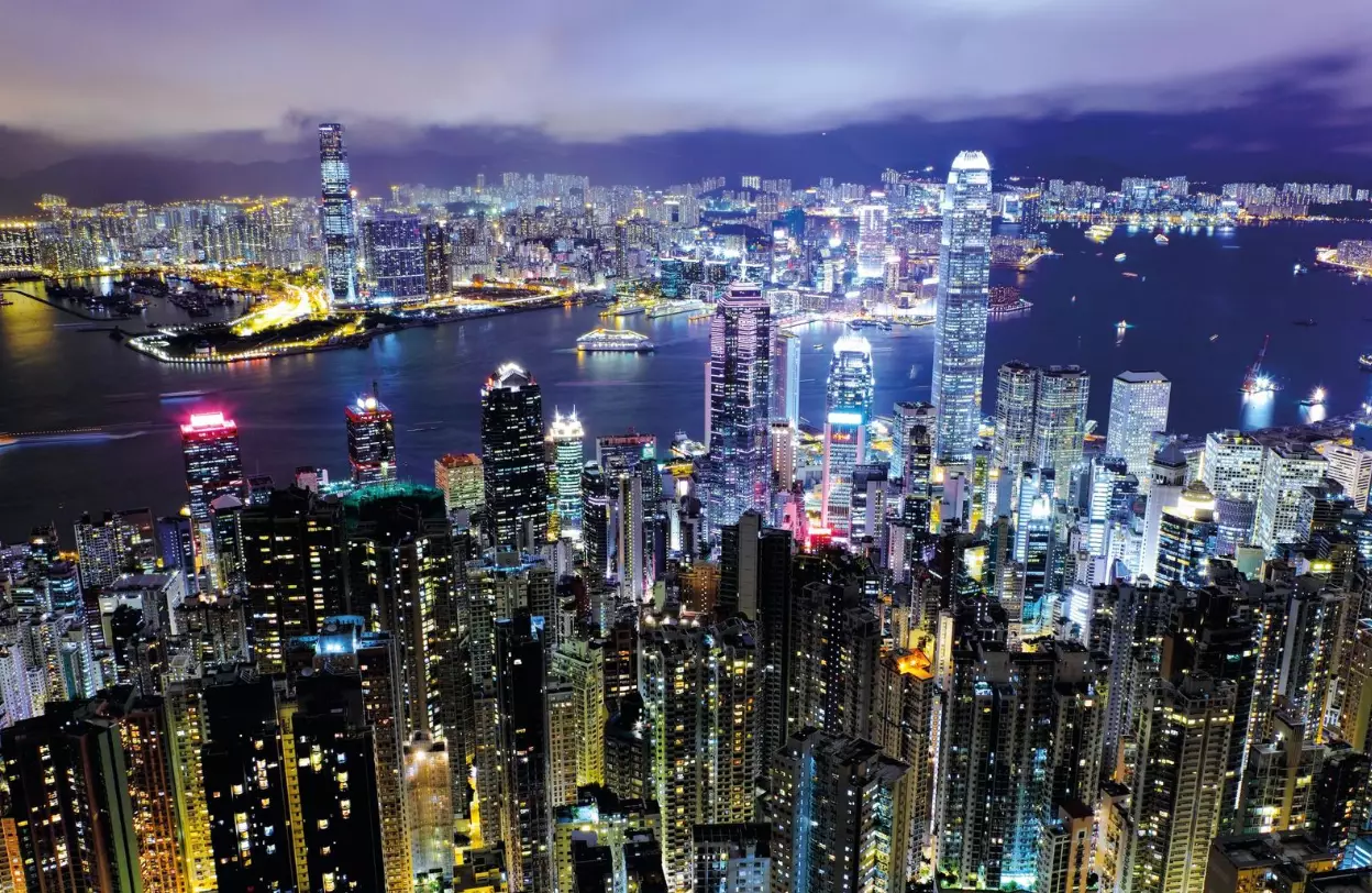 DAY 1: ARRIVE HONG KONG