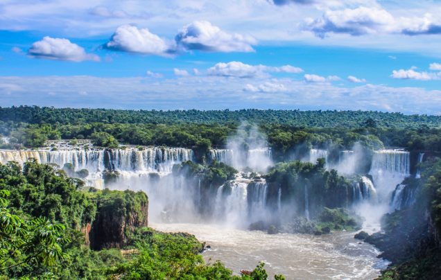 Day 5: Fly to Iguazú