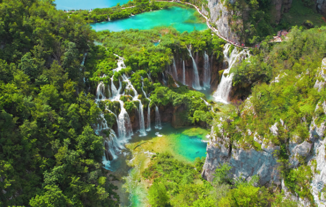 Day 4: Plitvice Lakes