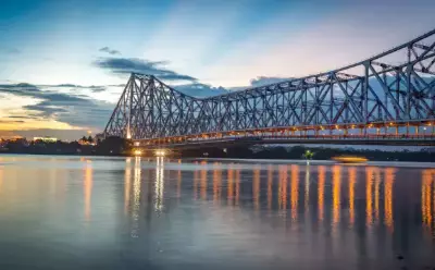 DAY 22: Fly Into Kolkata