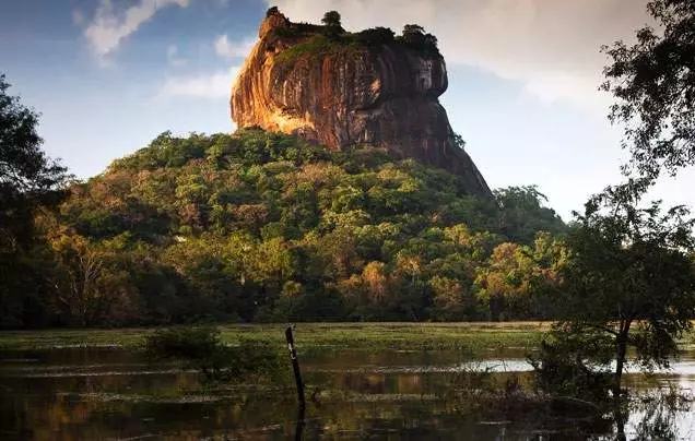 Day 2: Explore Sigiriya