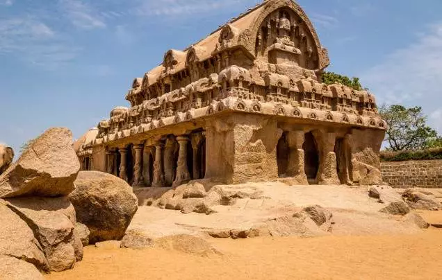 Day 2: Discover Mamallapuram